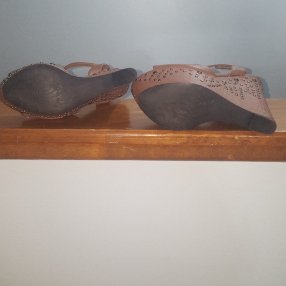Wedges - Picture 3 of 5